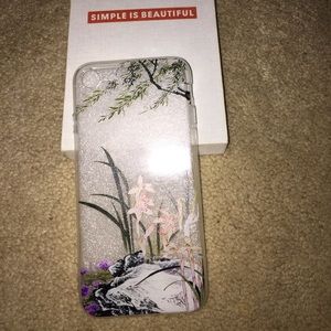 NIB/NWT iPhone 6/7/8 Case